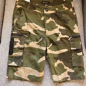 Bespoke Green and Tan Cargo Shorts